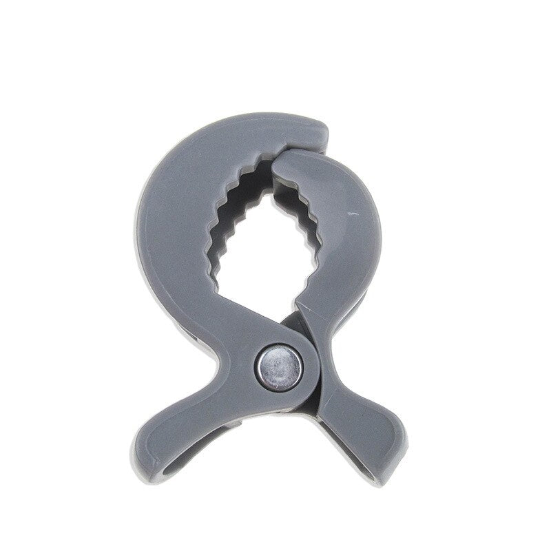 1pcs Baby Car Seat Accessories stroller clip Toy Lamp Pram Stroller Peg To Hook Cover Blanket Clips